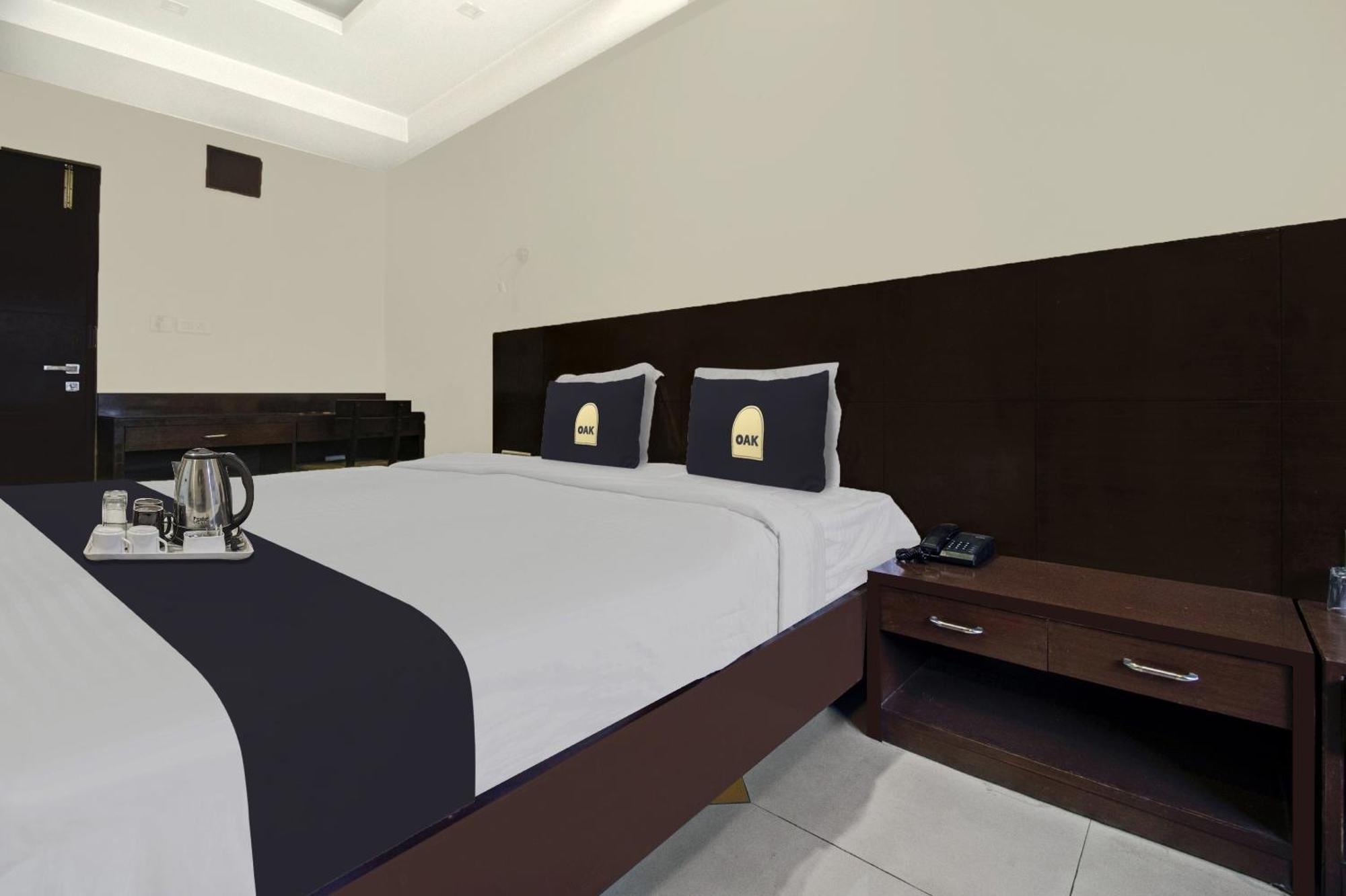 Townhouse Oak Hotel Heritage Heights Jaipur Ngoại thất bức ảnh