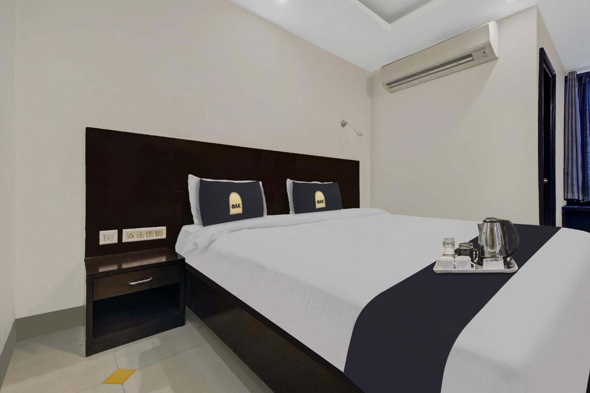 Townhouse Oak Hotel Heritage Heights Jaipur Ngoại thất bức ảnh